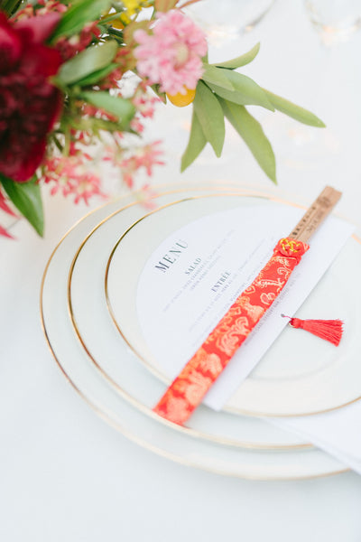 Chinese-Wedding-Modern-Guest-Favors-Custom-Personalized-Chopsticks